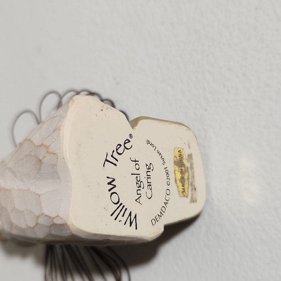 Willow Tree Figure Angel of Caring Demaco Susan Lordi 2001 - Picture 6 of 10